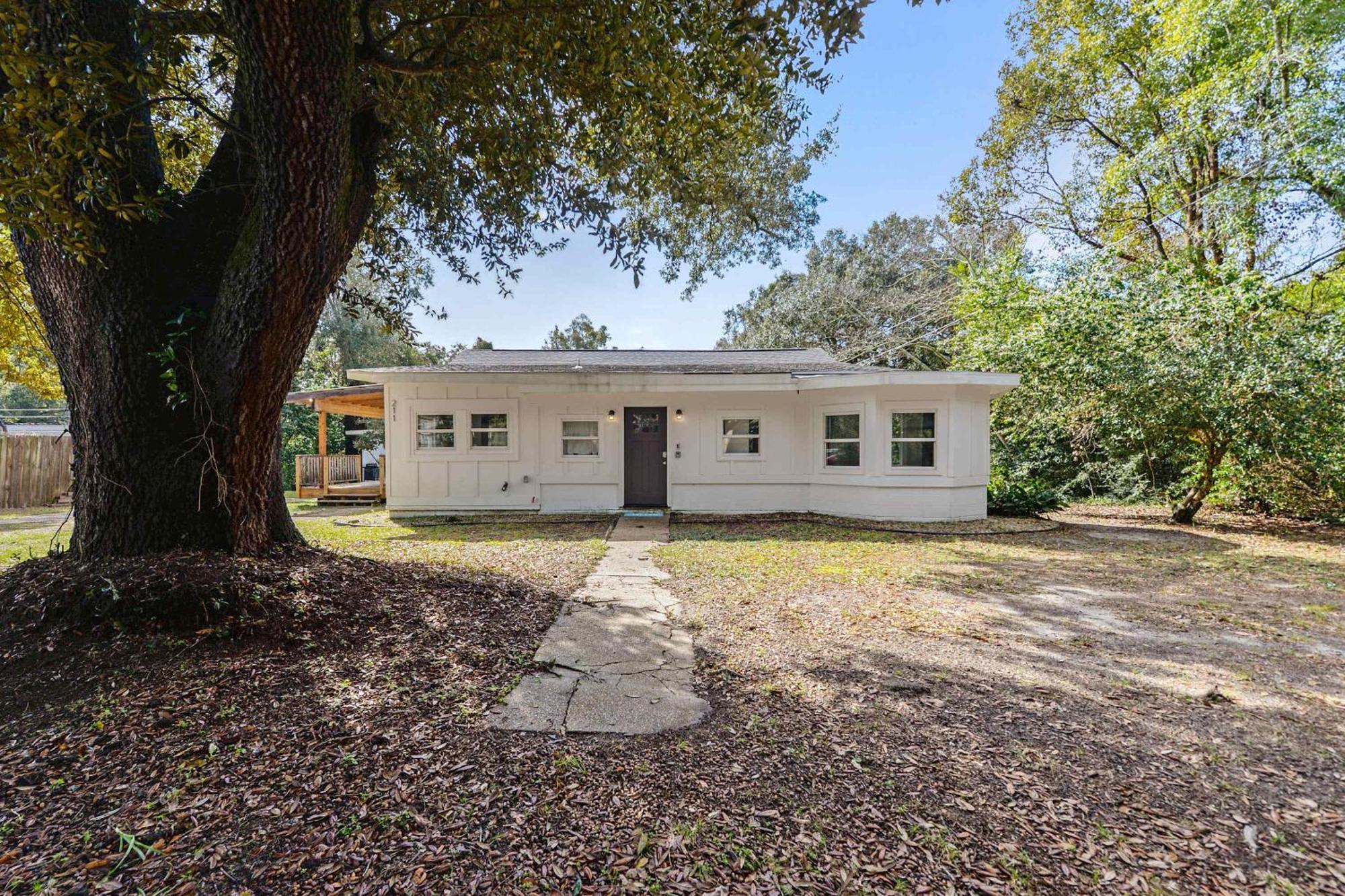 Coastal Casa -Charming 3 Bedroom House Gulfport Exterior photo